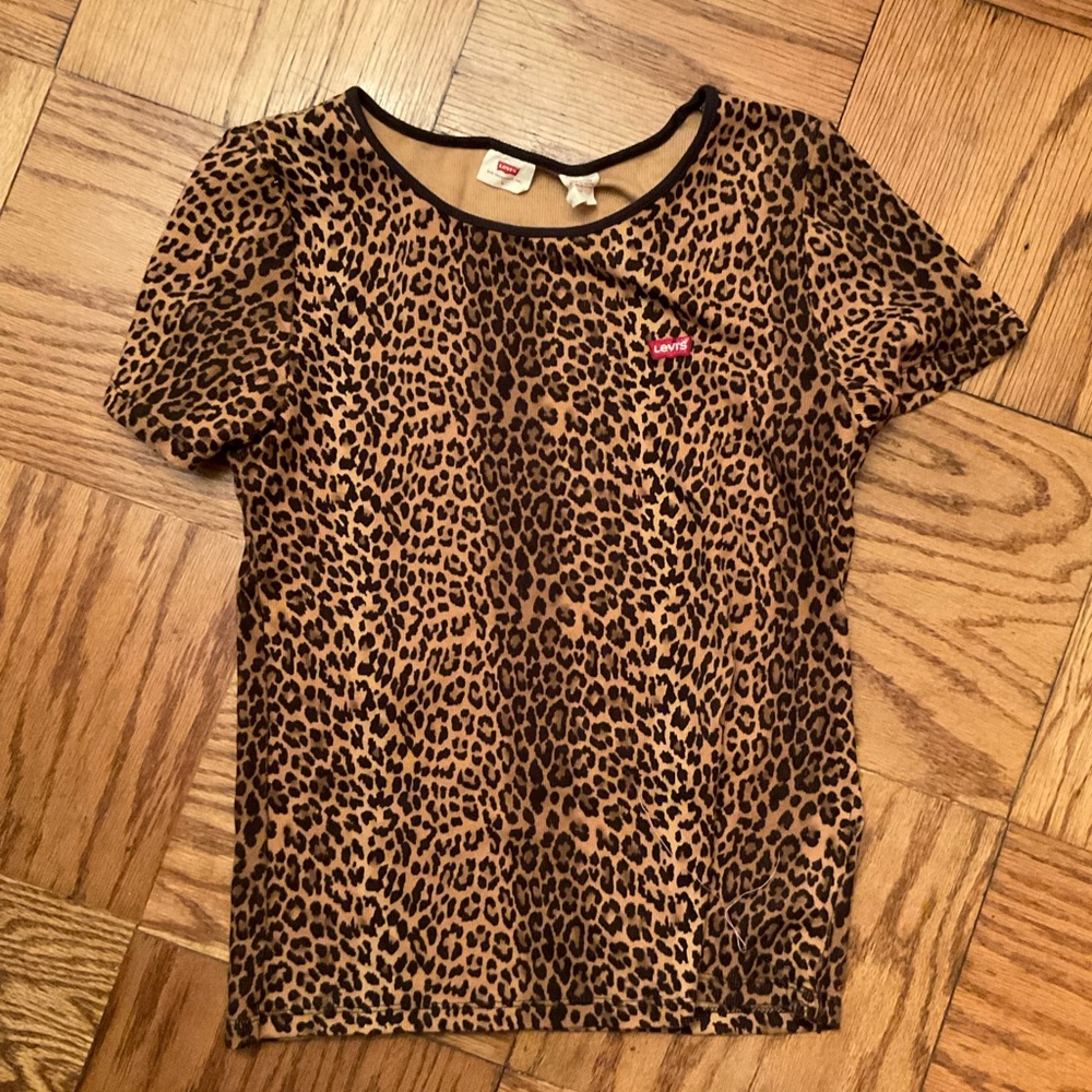 Levi’s animal print top Sz. Large